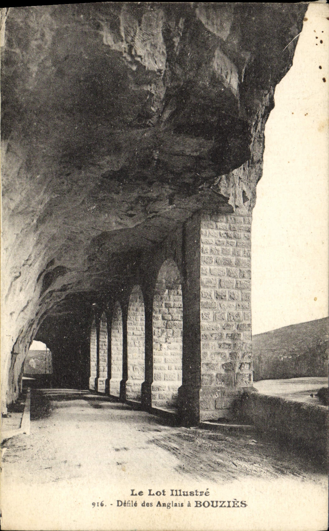 La POSTAL de la VENDIMIA la hornada famosa del inglés tiene Bouzies