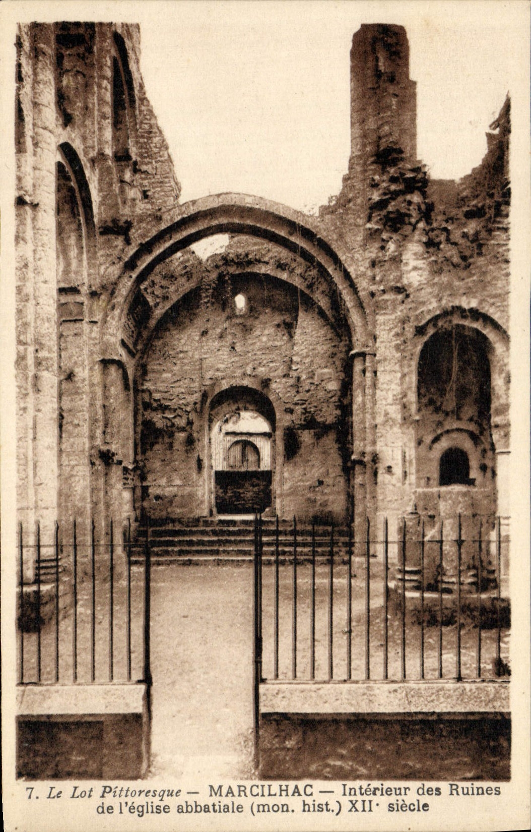 VINTAGE POSTCARD the Picturesque Batch interior Marcilhac Of the Ruins Of the abbey egise