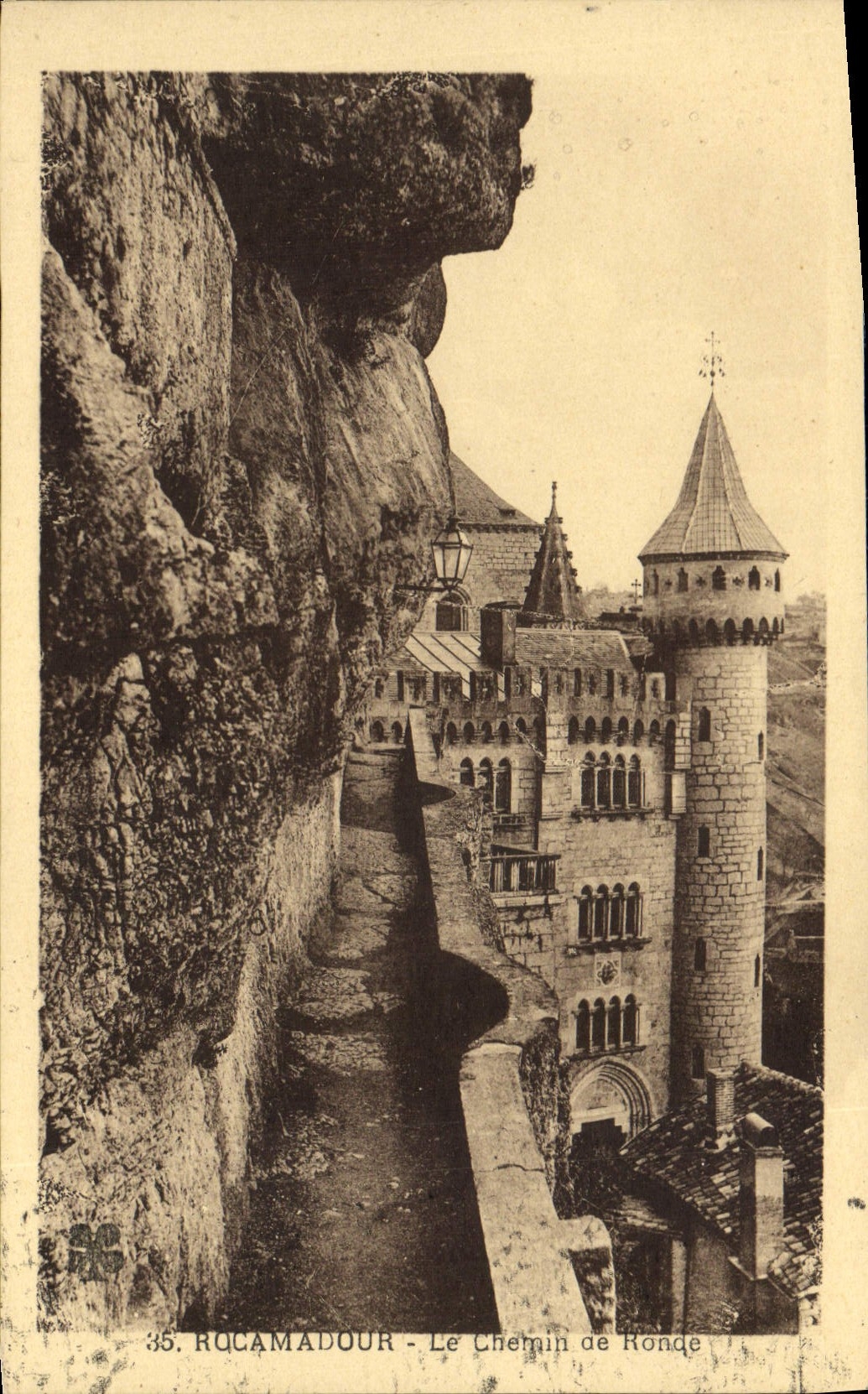 VINTAGE POSTCARD Rocamadour the Covered way