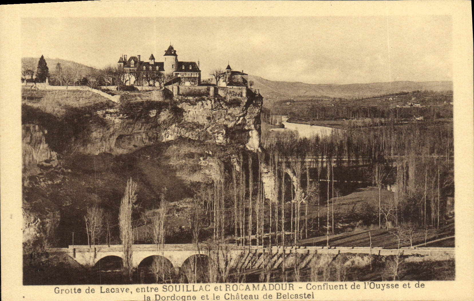 CPA Grotte De Lacave Entre Souillac Et Rocamadour Confluent de l'Ouysse et de la Dordogne et le chateau de Belcastel