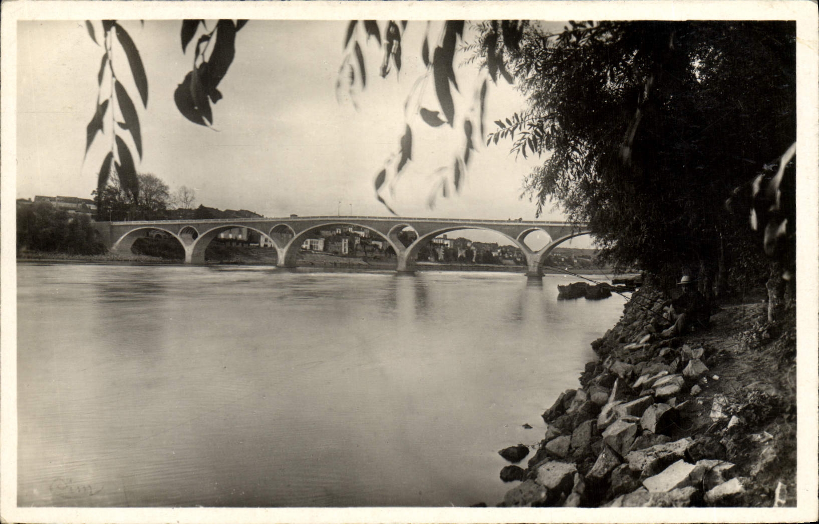 VINTAGE POSTCARD Tonneins the Bridge