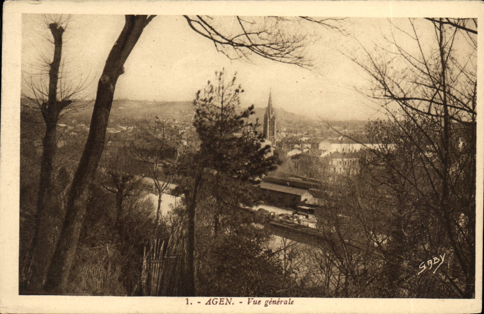 VINTAGE POSTCARD Agen View