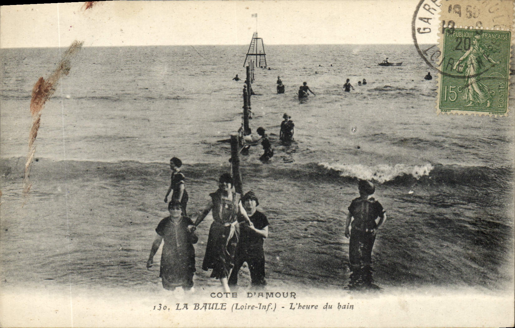 VINTAGE POSTCARD La Baule the Hour Of the Bath