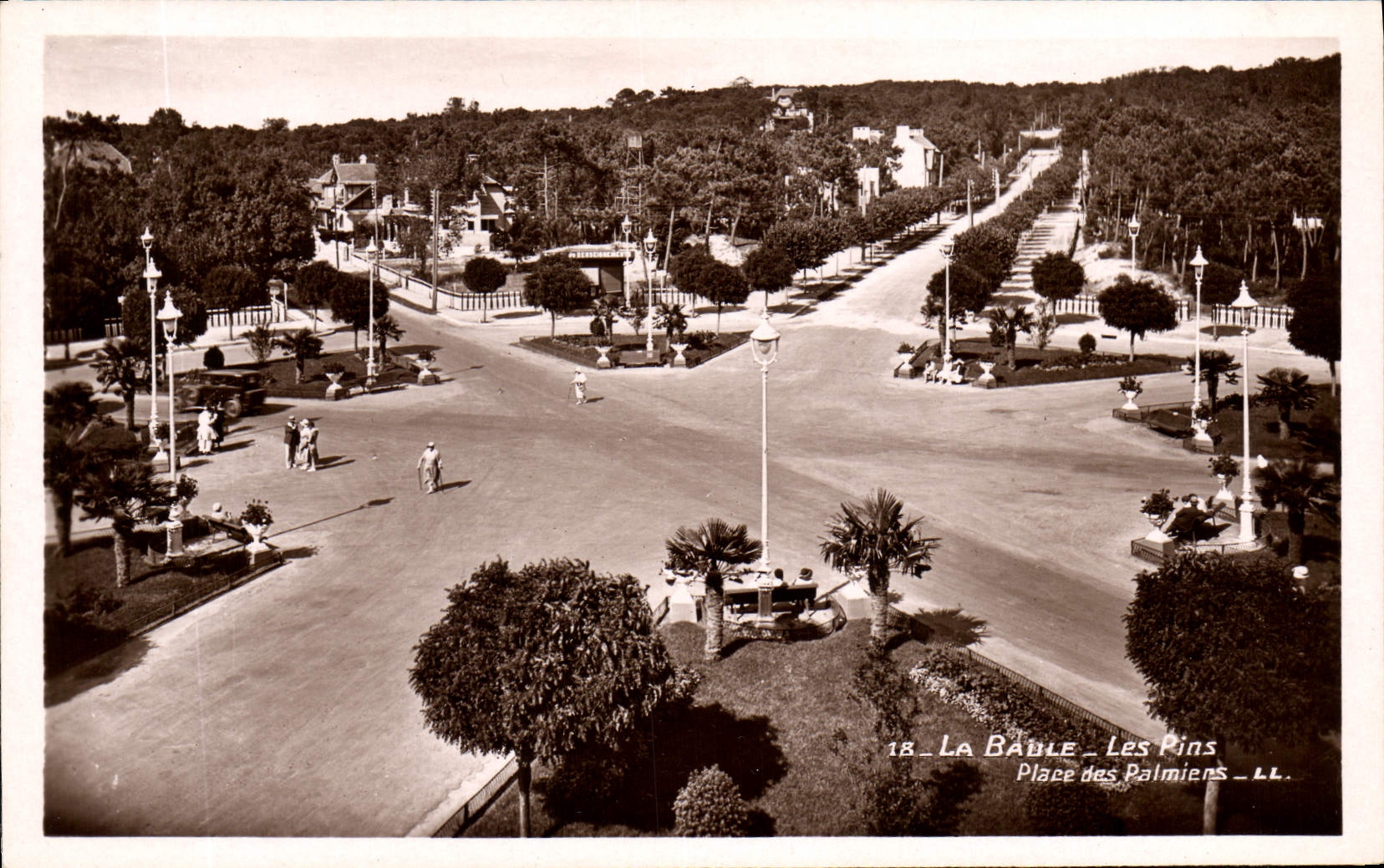 VINTAGE POSTCARD La Baule the Pines Places Palm trees