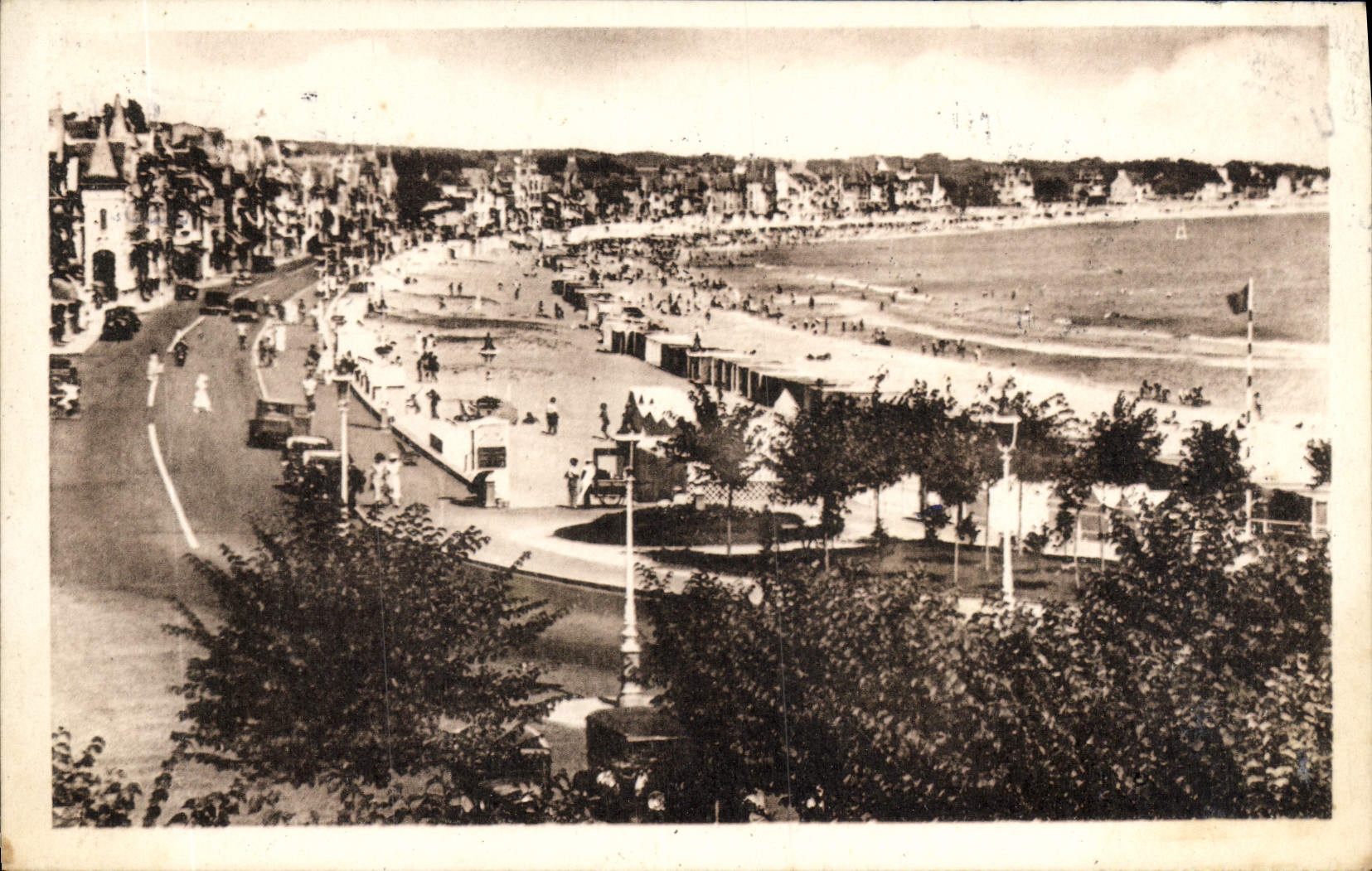 VINTAGE POSTCARD La Baule Seen Towards the Beach