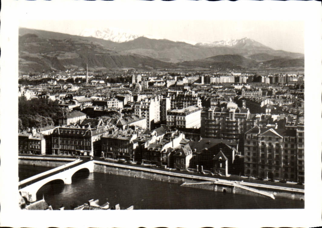 POSTAL MODERNA visión y Taillefer Grenoble