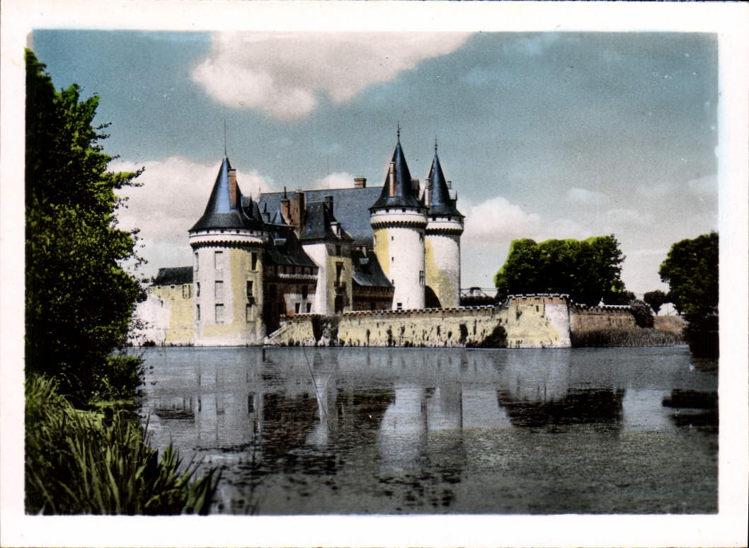 MODERN CARD the Castle De Sully On the Loire Together Of the Castle