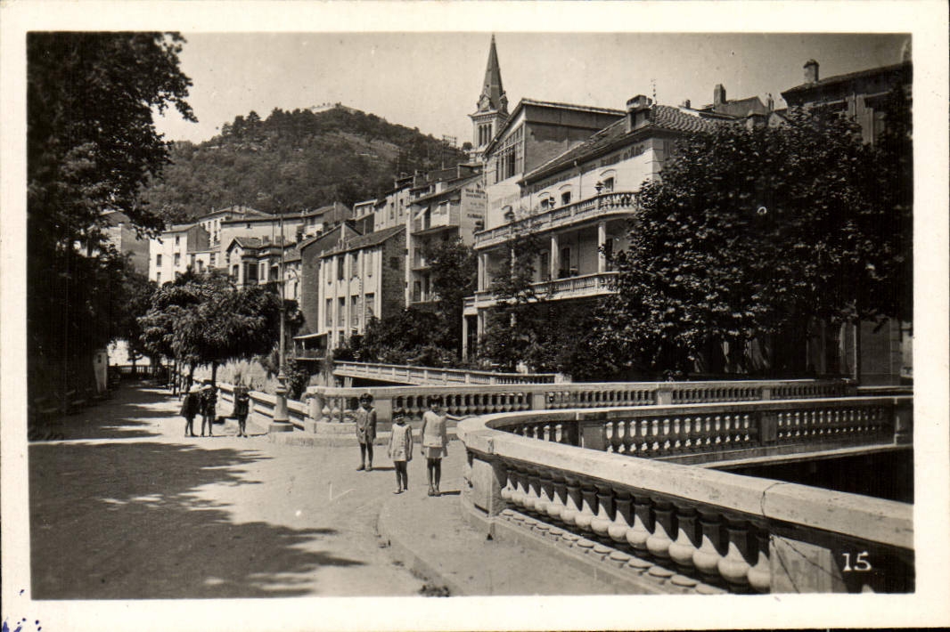 CPM Promenade Amelie les Bains