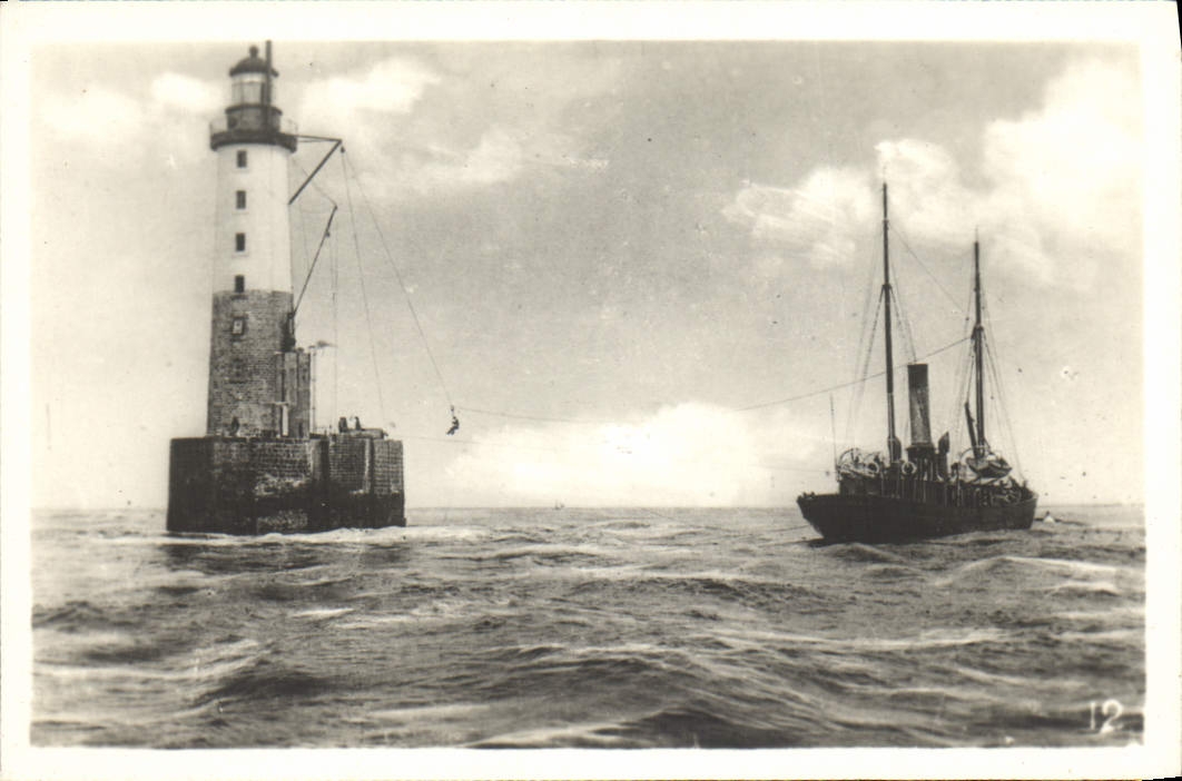 MODERN CARD the point of the Strong current Boat Lighthouse