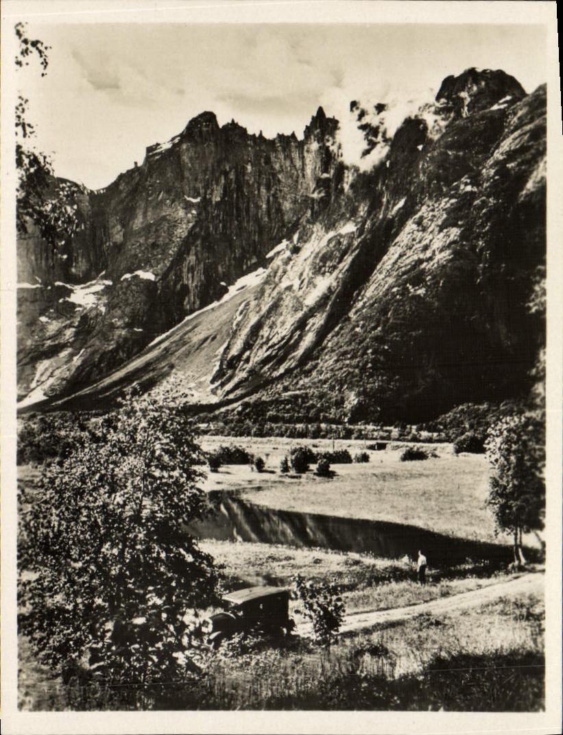 MODERN CARD Romsdalen Under Trolltinderne