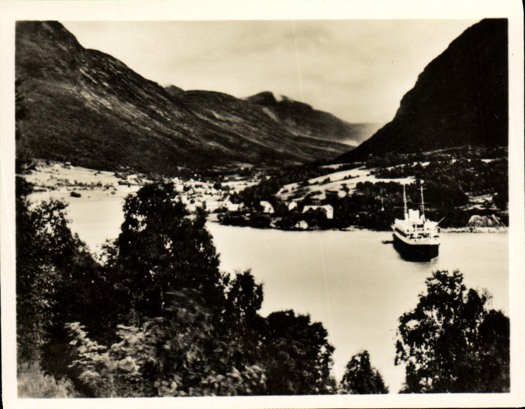 MODERN CARD FRA Stryn