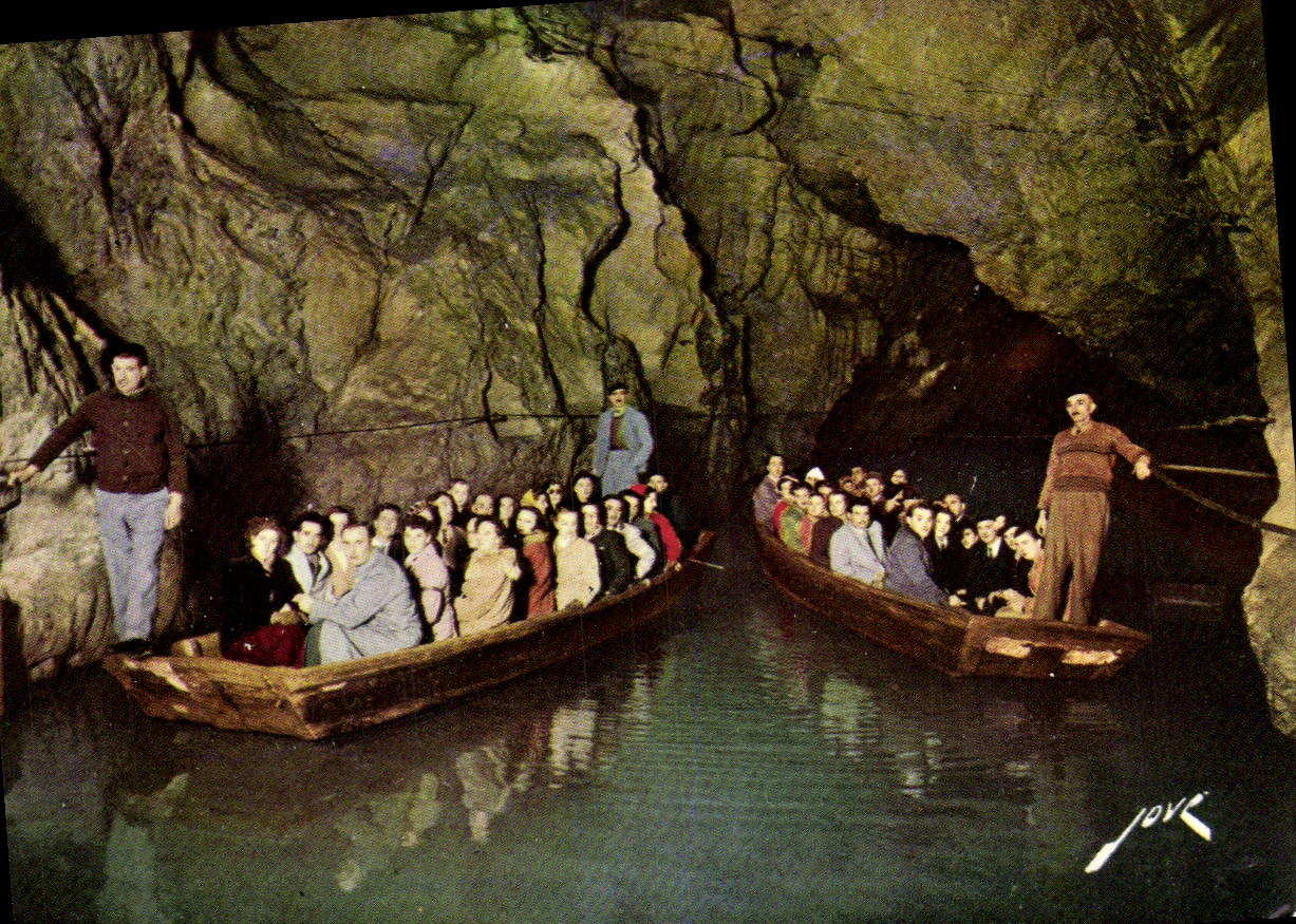 MODERN CARD the Caves De Betharram the River