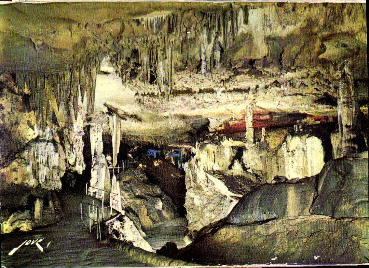 MODERN CARD the Caves De Betharram the Big room