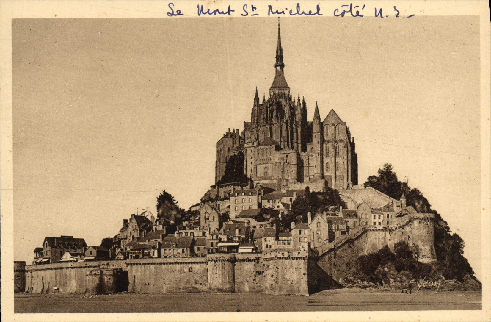 CPA La Douce France Le Mont St Michel Vue Generale Cote Nord Est