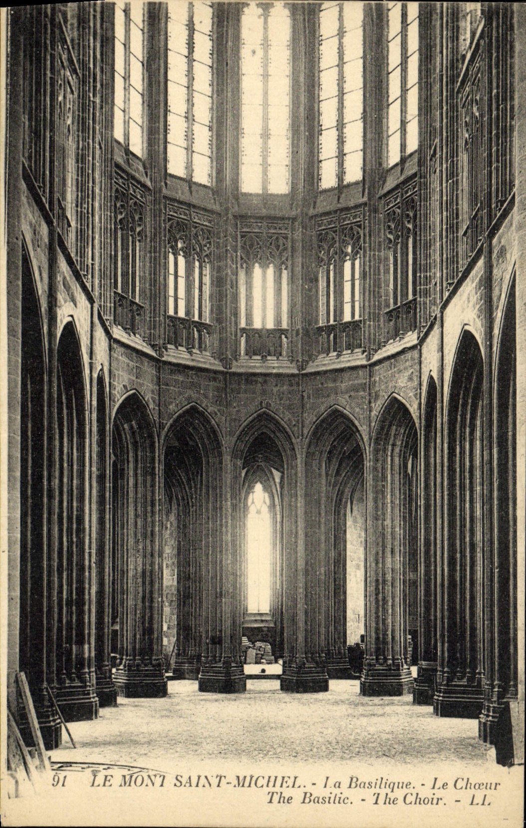 CPA Le Mont Saint Michel La Basilique Le Choeur