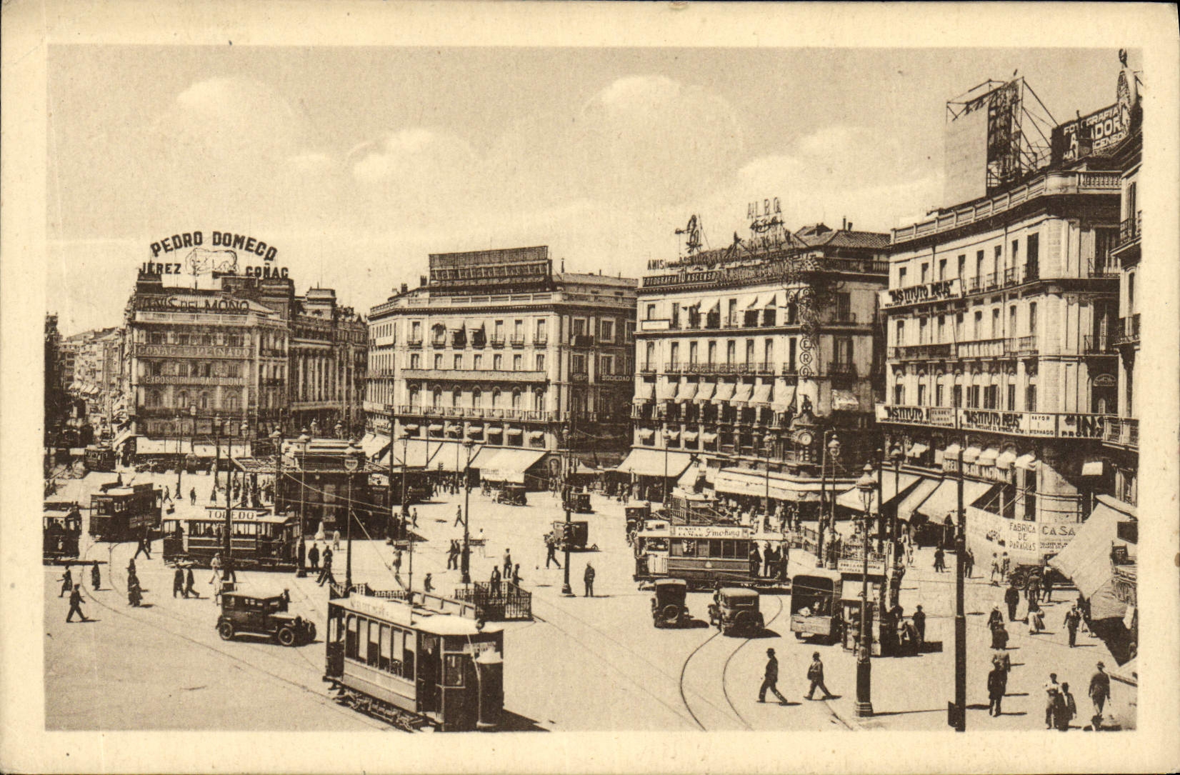 VINTAGE POSTCARD Madrid Puerta LED Ground