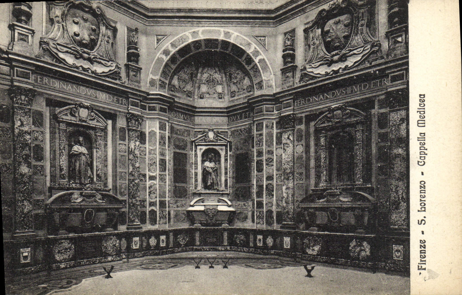 POSTAL Firenze S Borenzo Cappella Medicea de la VENDIMIA