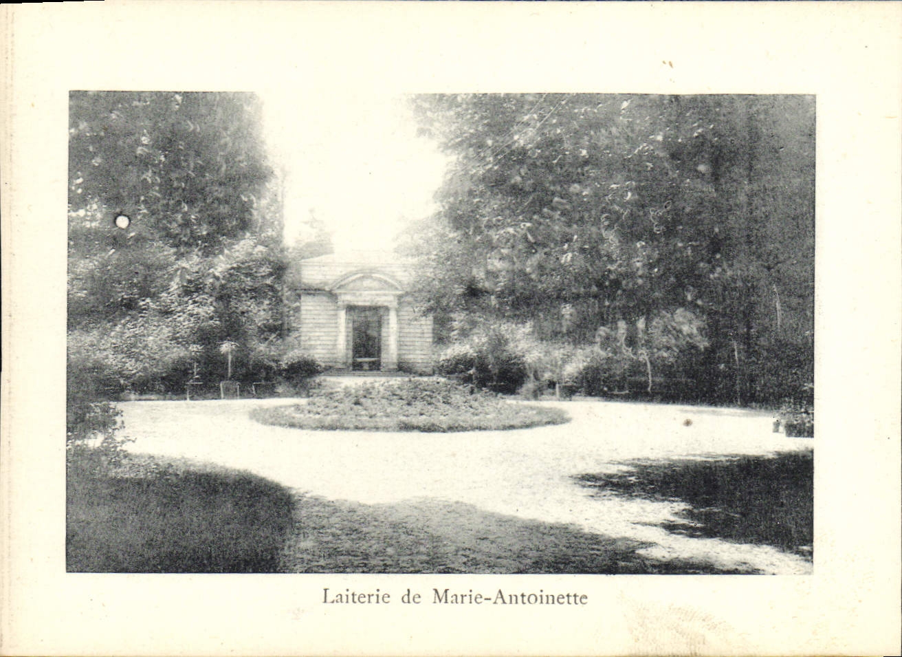 CPA Rambouillet Laiterie de Marie Antoinette