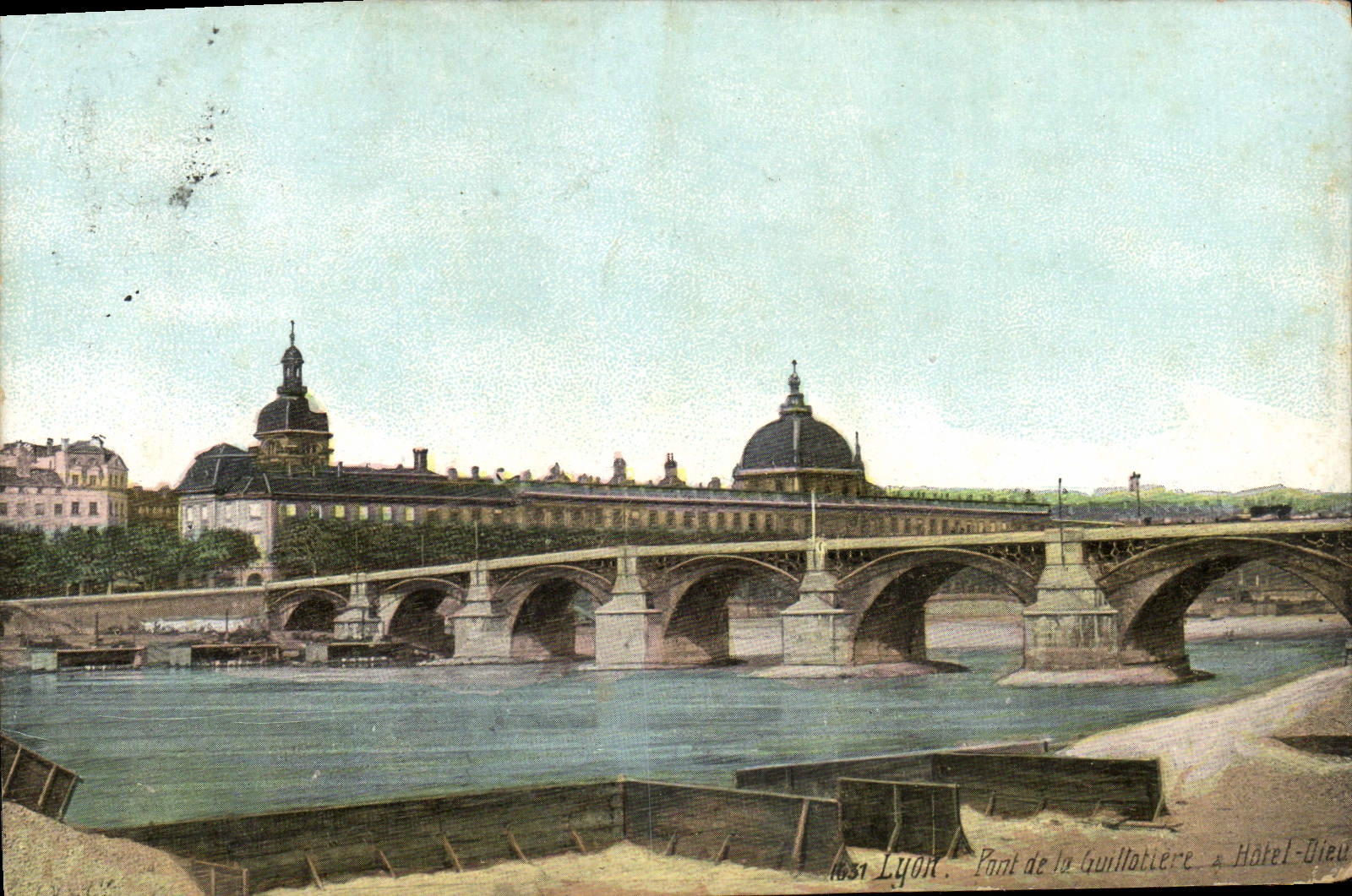 CPA Lyon Pont de la Guillotiere et Hotel Dieu