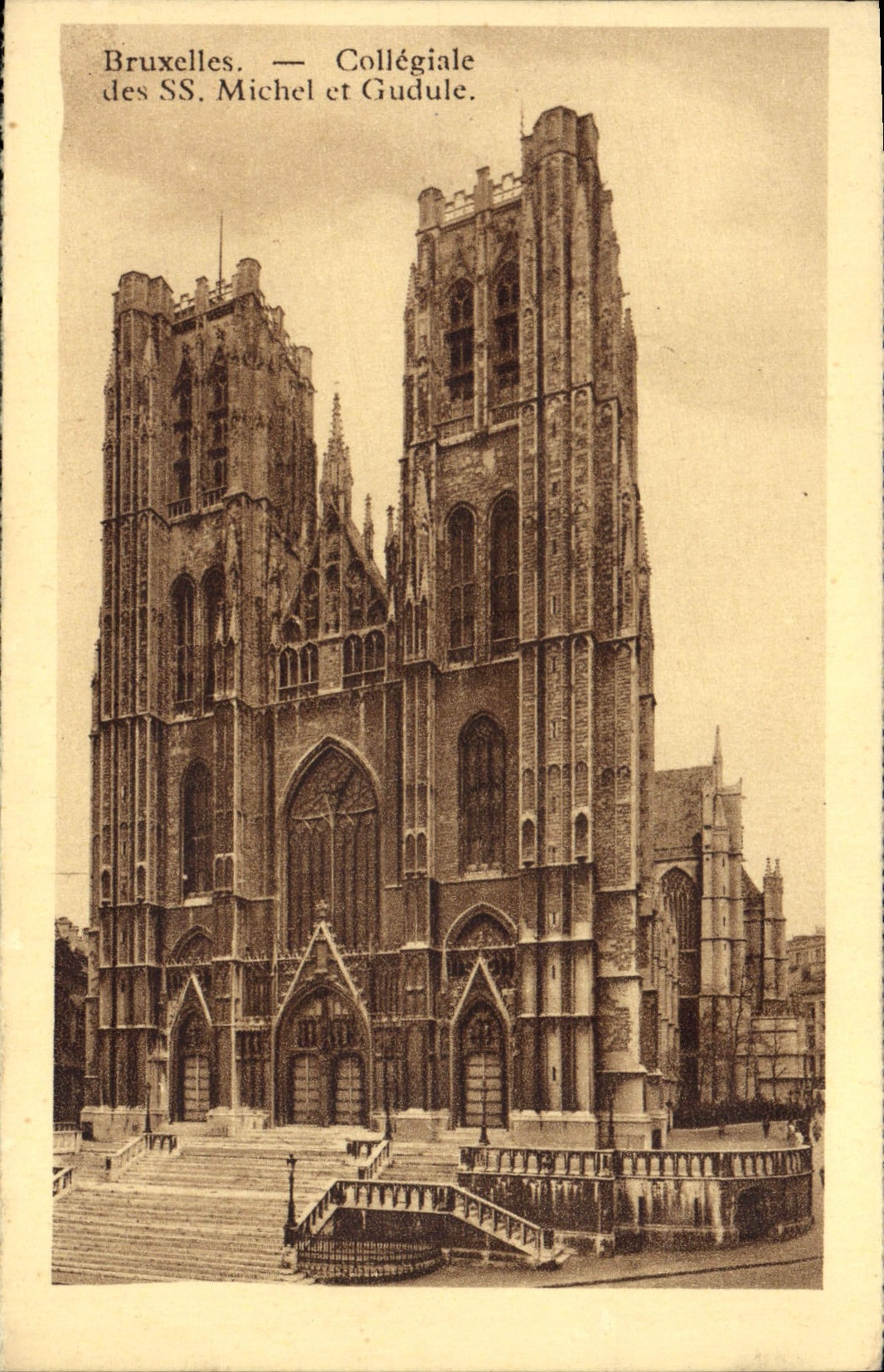 POSTAL Bruselas colegial de la VENDIMIA de S Miguel y Gudulia