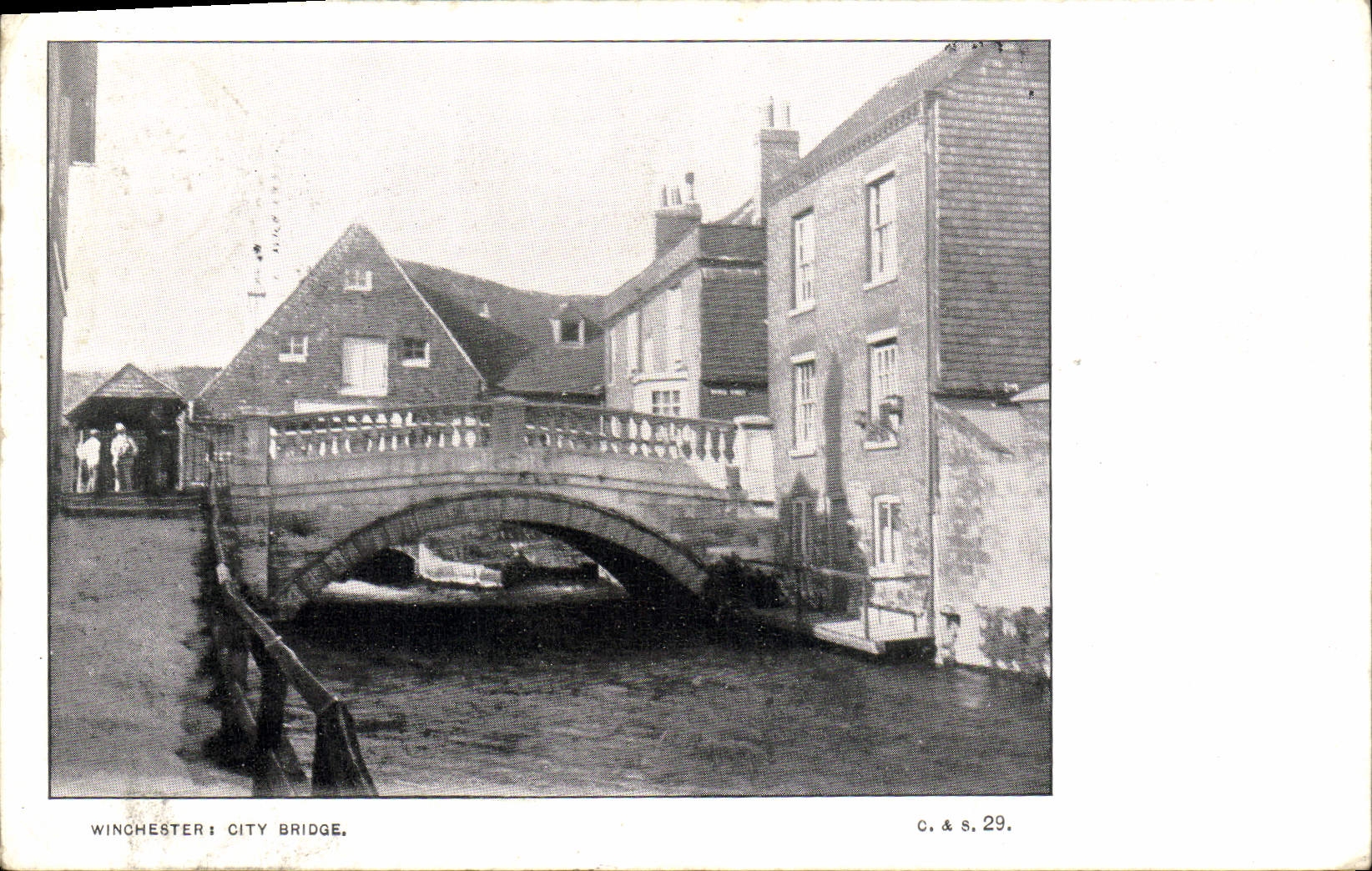 VINTAGE POSTCARD Winchester City Bridge