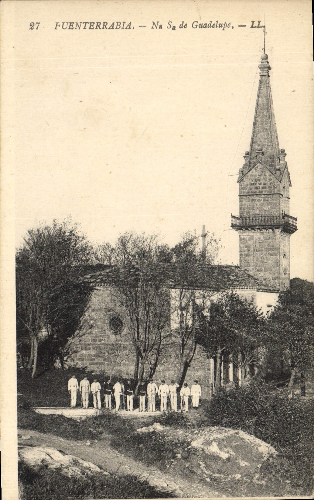 VINTAGE POSTCARD Fuenterrabia Na its of Guadelupe