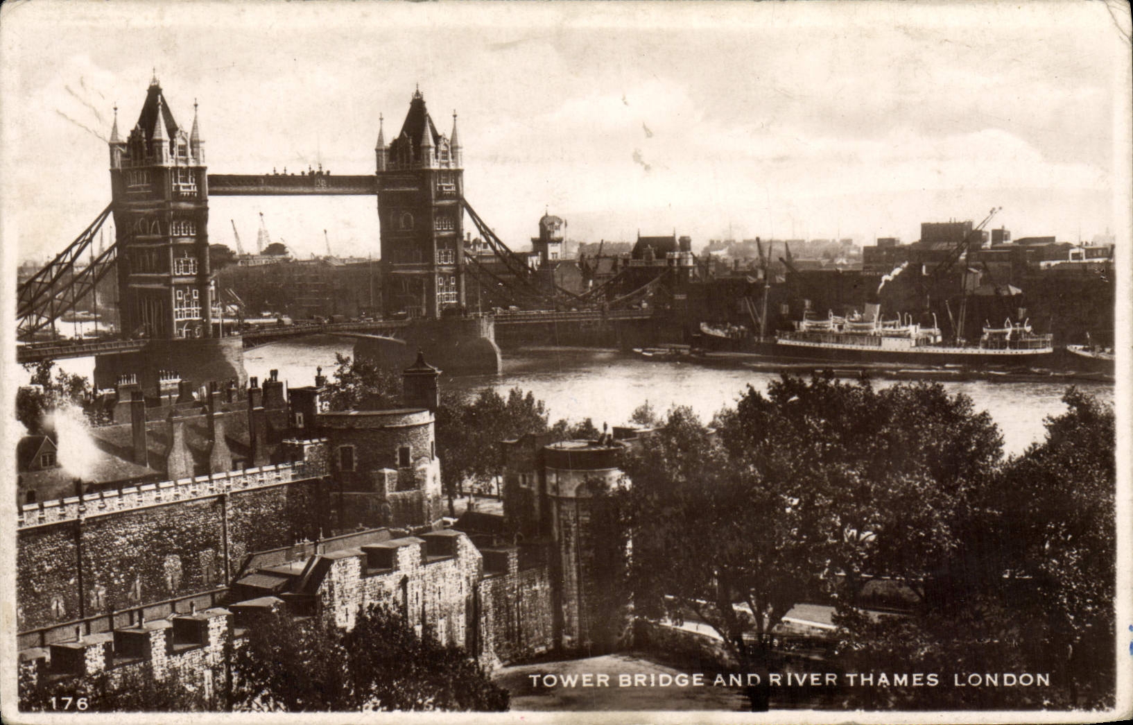VINTAGE POSTCARD Tower And Bridge To rivet Thames London