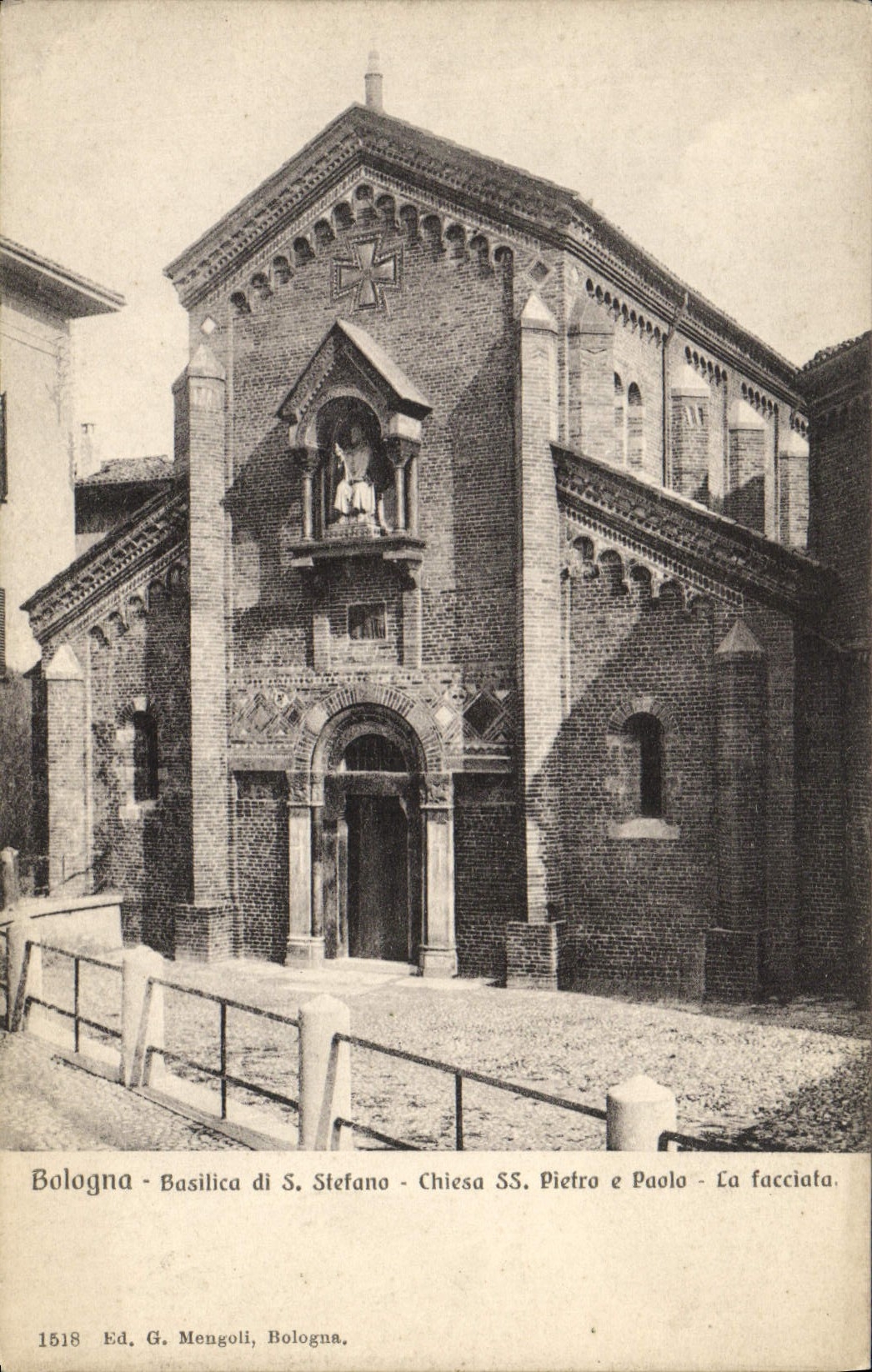 CPA Bologna Basilica di S Stefano Chiesa Pietro la facciata