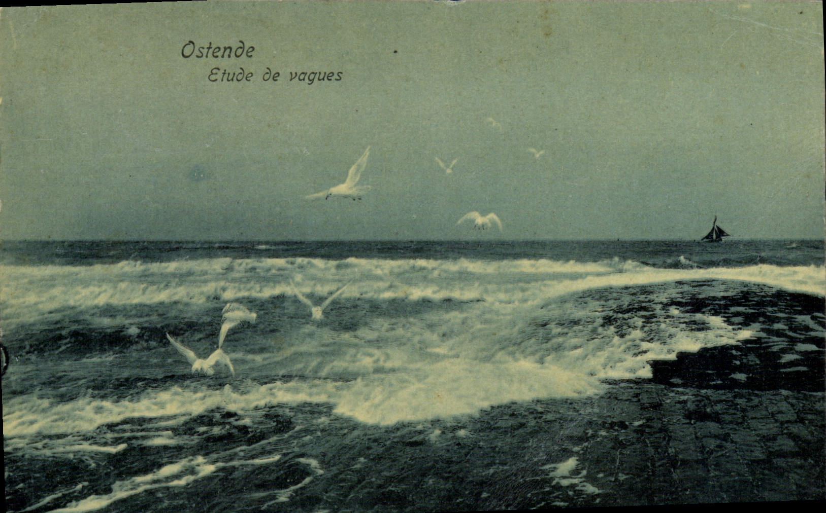 VINTAGE POSTCARD Ostend Details Of Waves