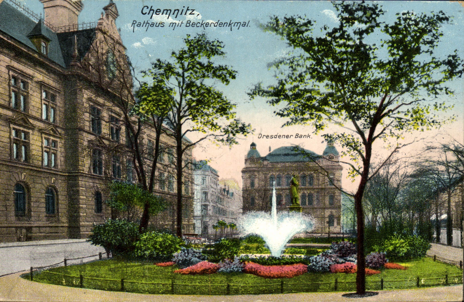VINTAGE POSTCARD Chemnitz Rathaus MIT Beckerdenkmal