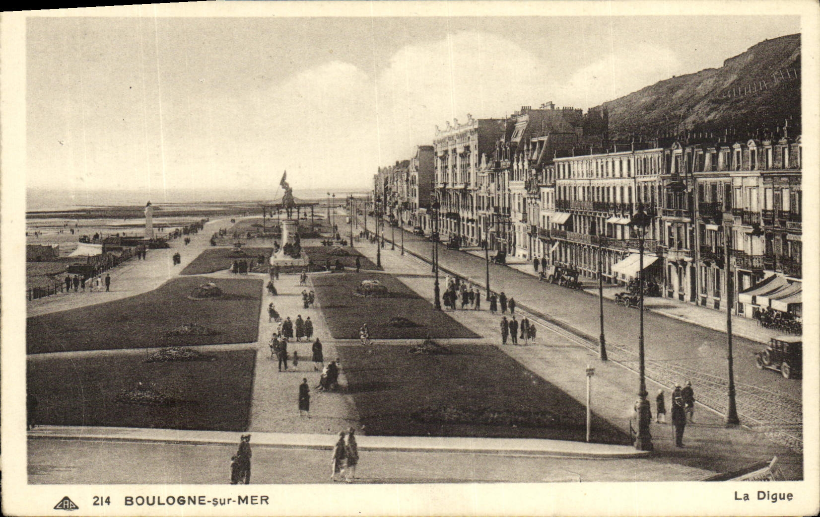VINTAGE POSTCARD Boulogne On Sea the Dam