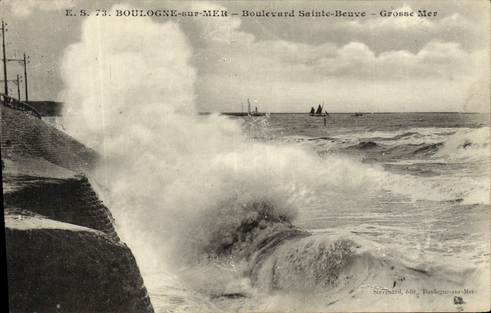 VINTAGE POSTCARD Boulogne On Sea Boulevard Sainte Beuve Heavy sea
