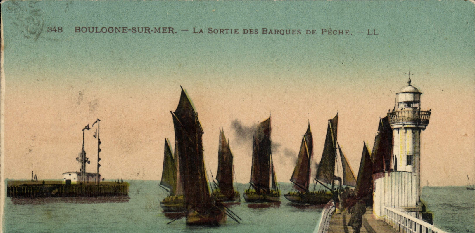 VINTAGE POSTCARD Boulogne On Sea the Exit Of the Small fishing boats Boats