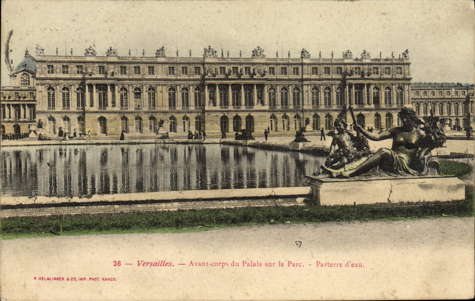 CPA Versailles Avant Corps du Palais Sur le Parc Parterre d'eau