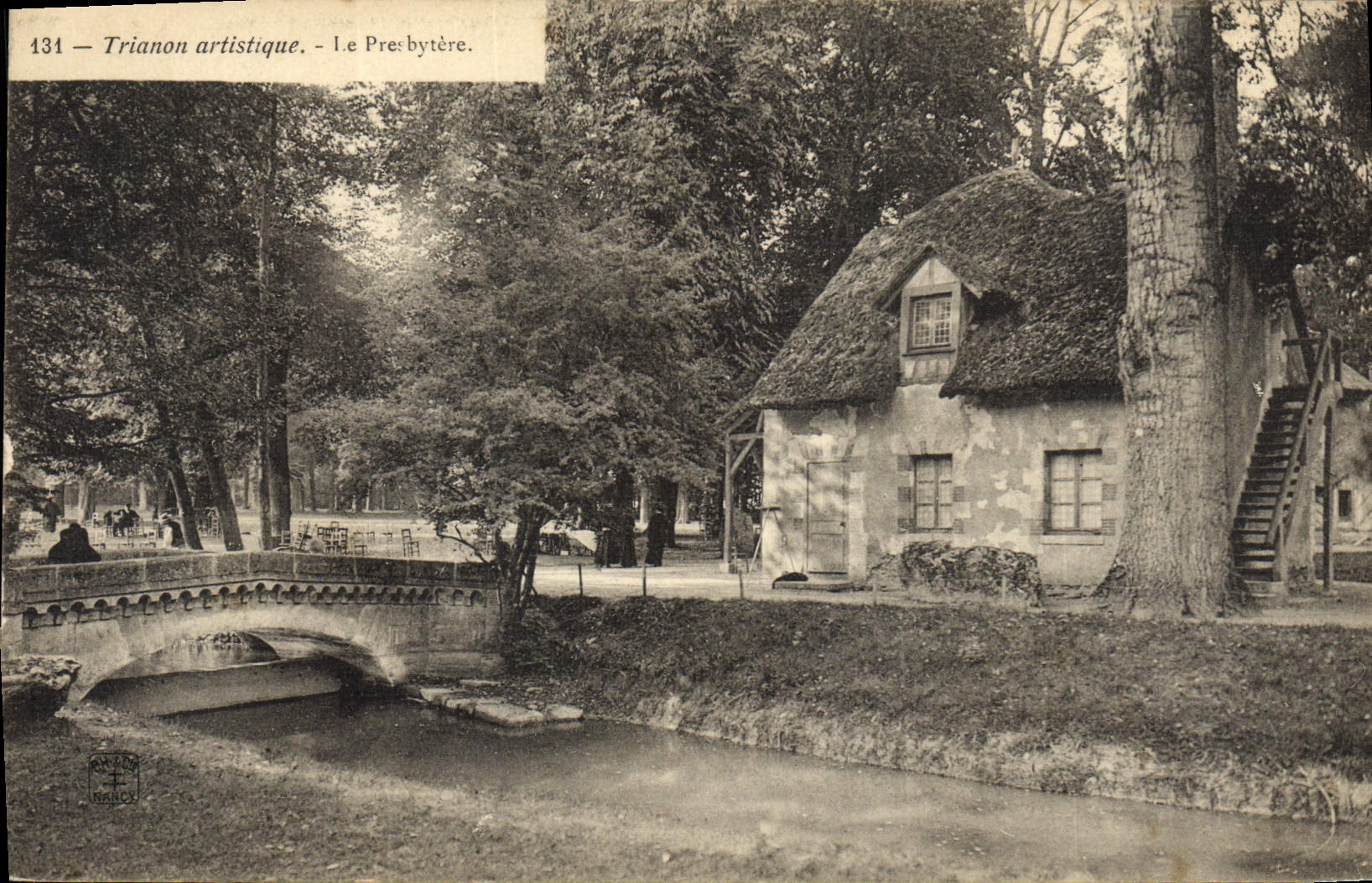 POSTAL Trianon artístico de la VENDIMIA el presbiterio de Versalles