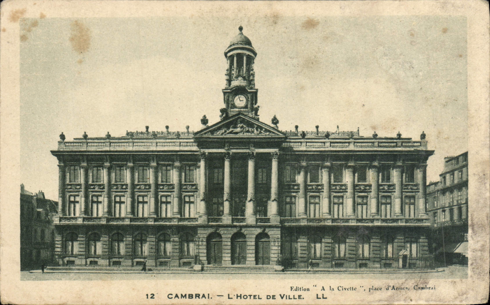 CPA Cambrai L'Hotel De Ville