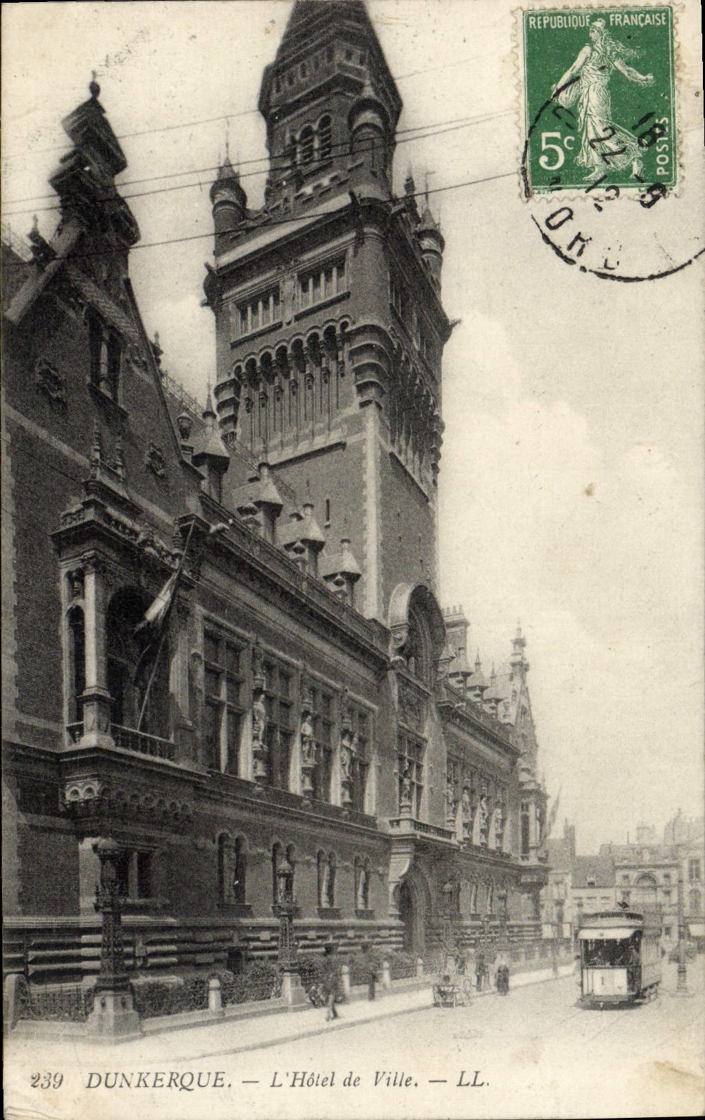 CPA Dunkerque L'Hotel de Ville