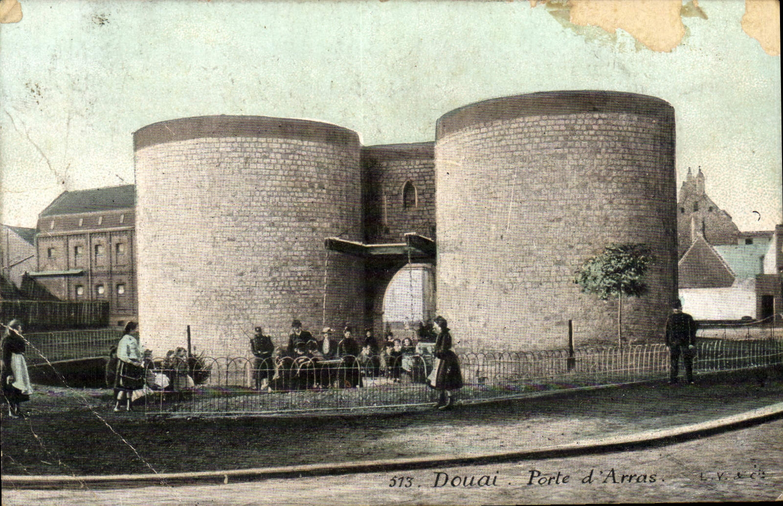 VINTAGE POSTCARD Douai Carries from Arras