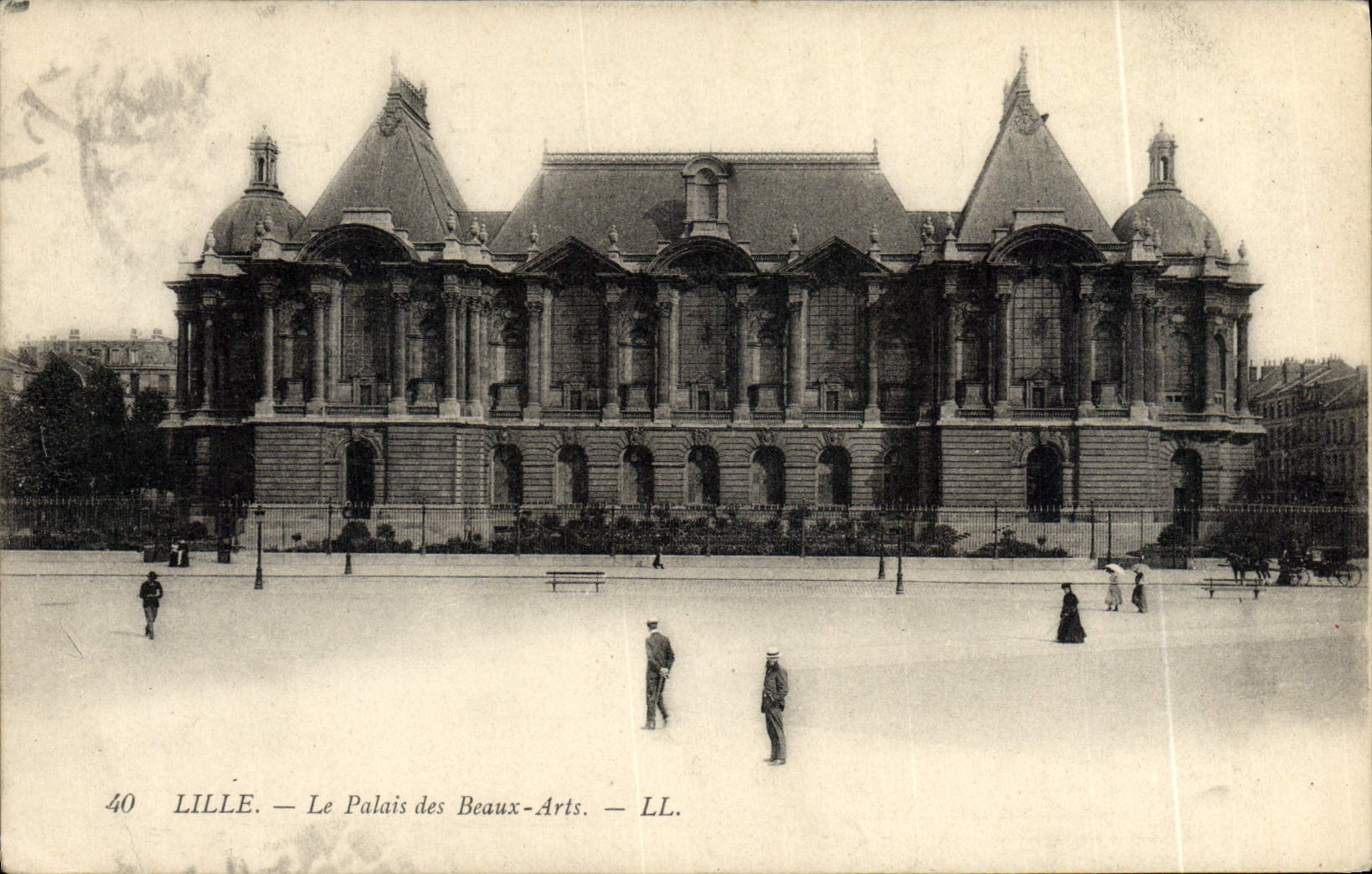 CPA Lille Le Palais des Beaux Arts