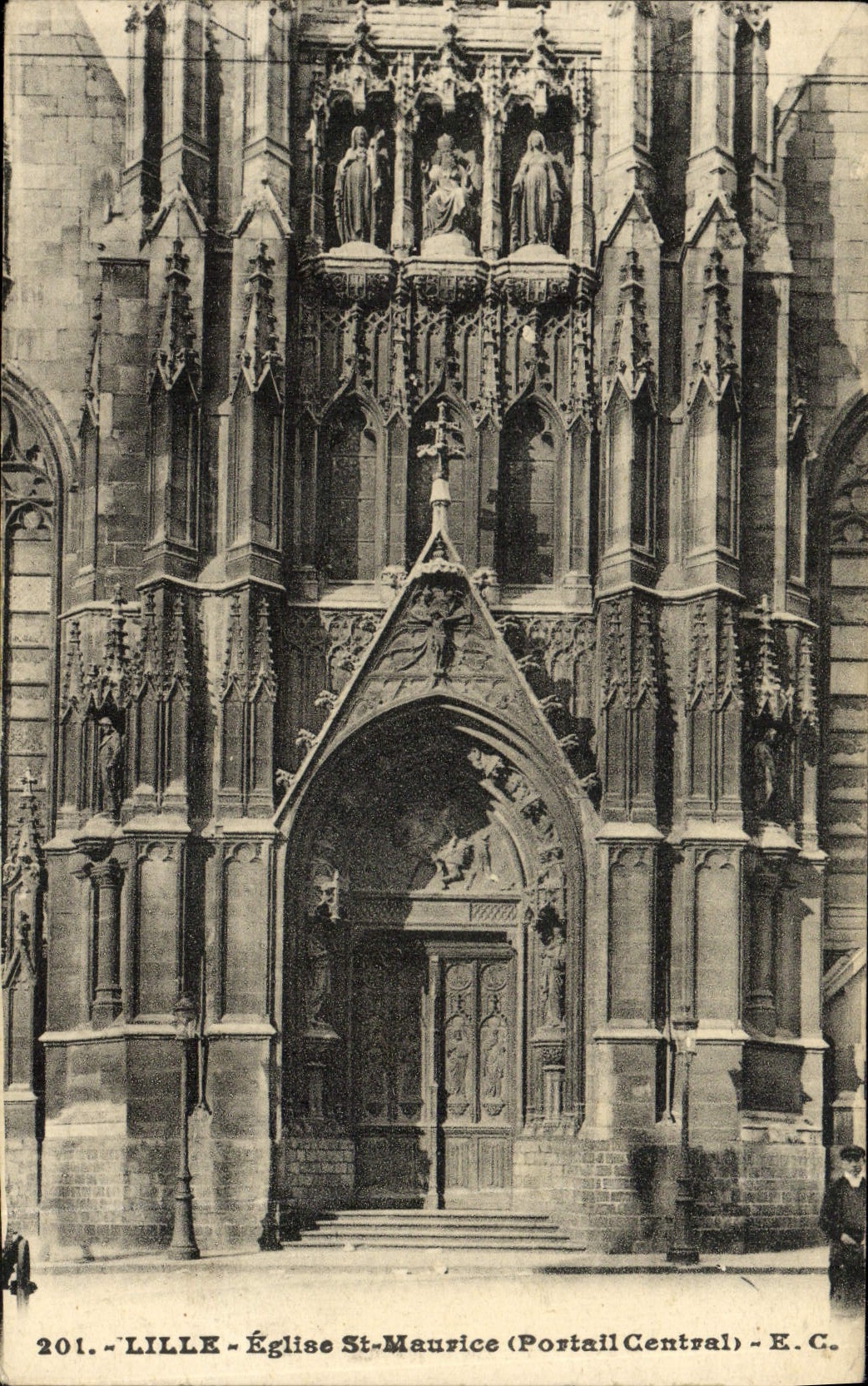 VINTAGE POSTCARD Lille Church St Maurice central Gate