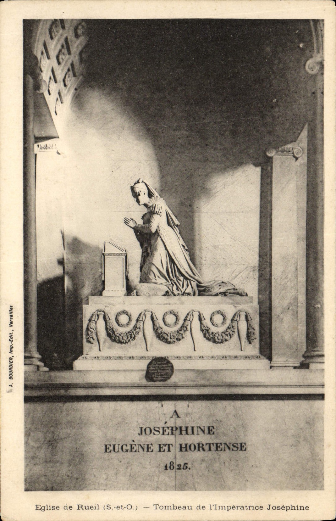 VINTAGE POSTCARD Church of Rueil Tomb of the Josephine Empress