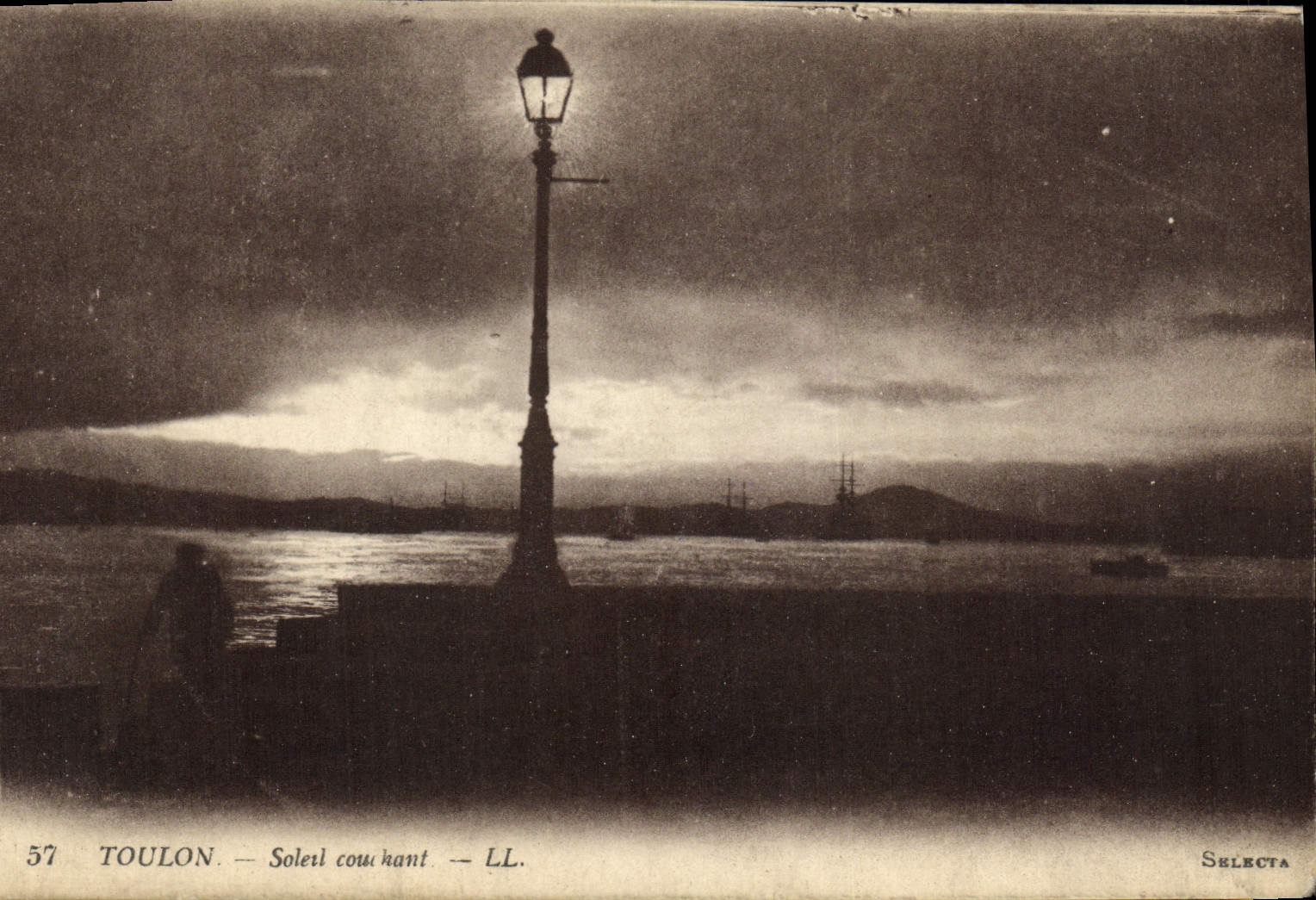 CPA Toulon Soleil couchant