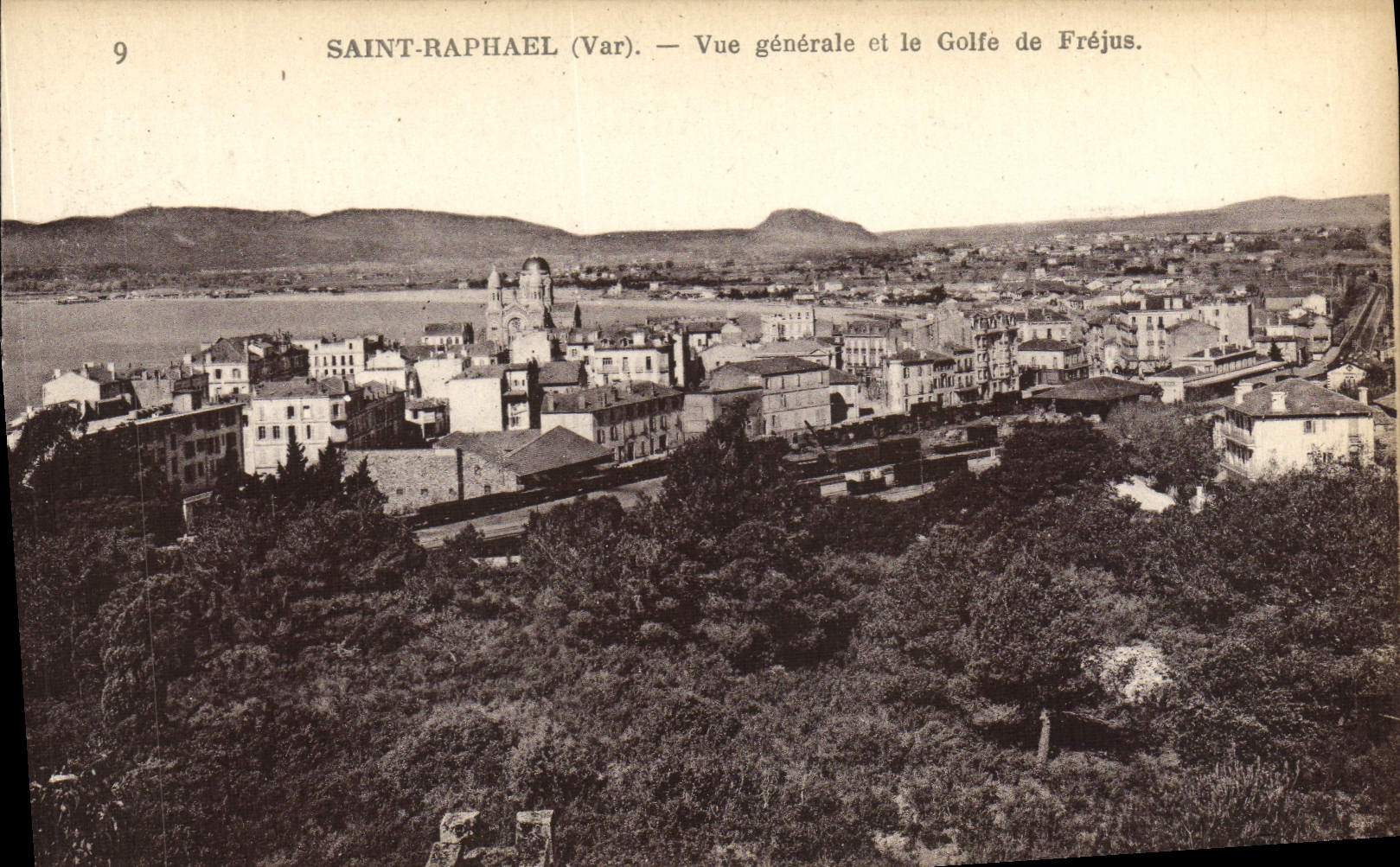 CPA Saint Raphael Vue Generale et le Golfe de Frejus