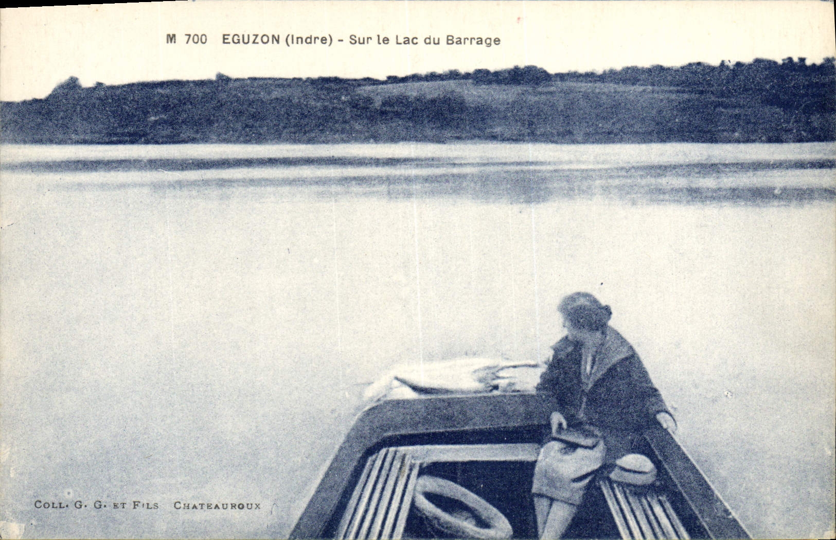 CPA Eguzon Sur le Lac du Barrage