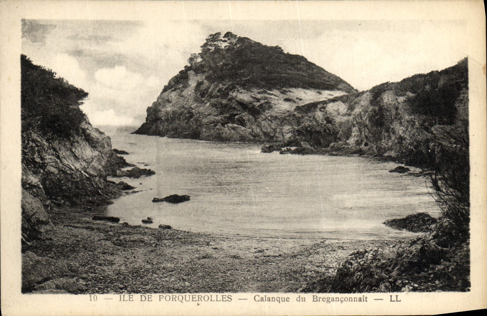 CPA Ile De Porquerolles Calanque du Breganconnait