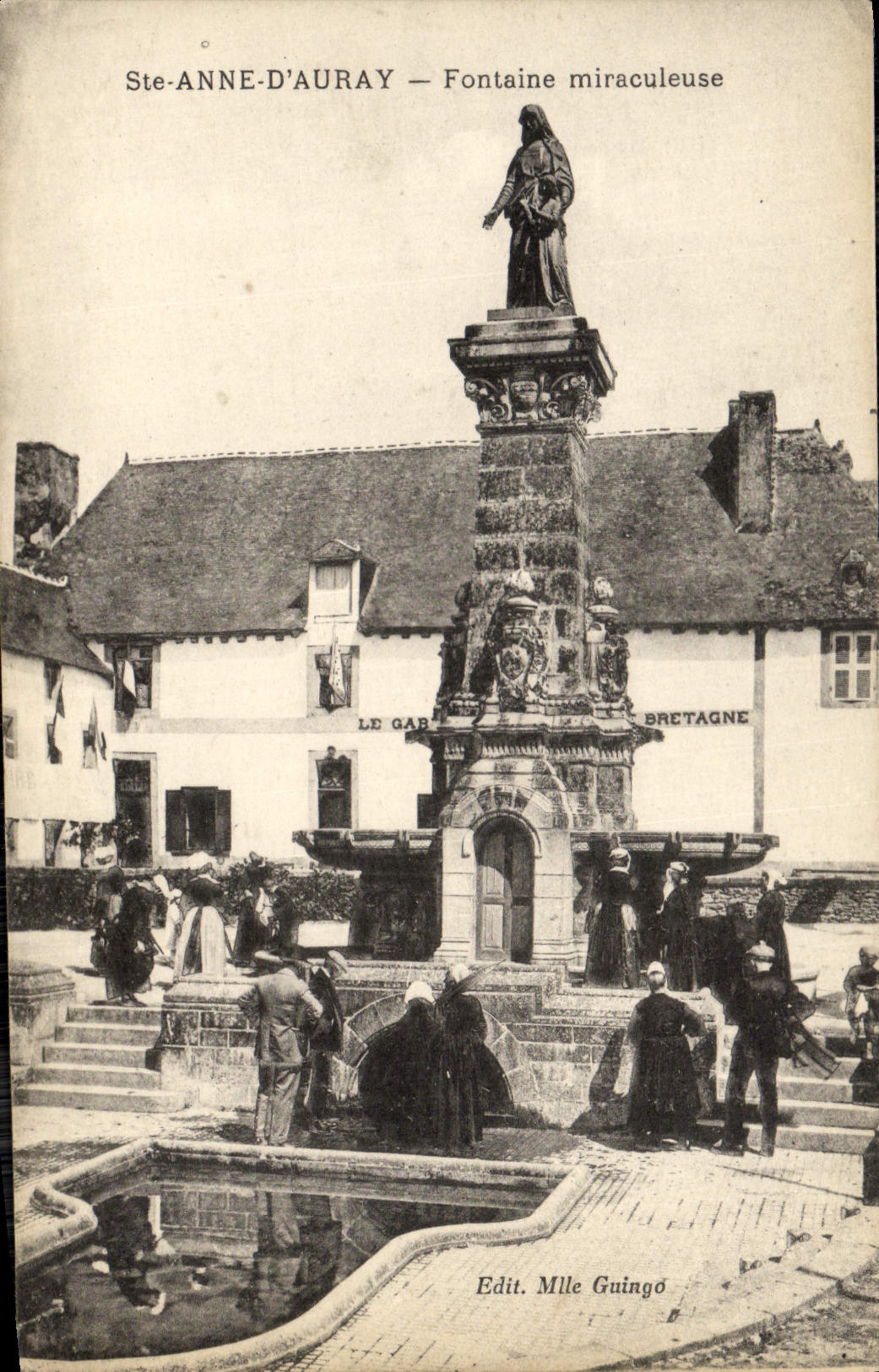 VINTAGE POSTCARD co. Anne d' Auray Miraculous Fountain