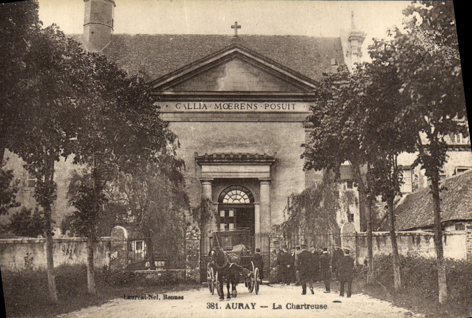 VINTAGE POSTCARD Auray Chartreuse