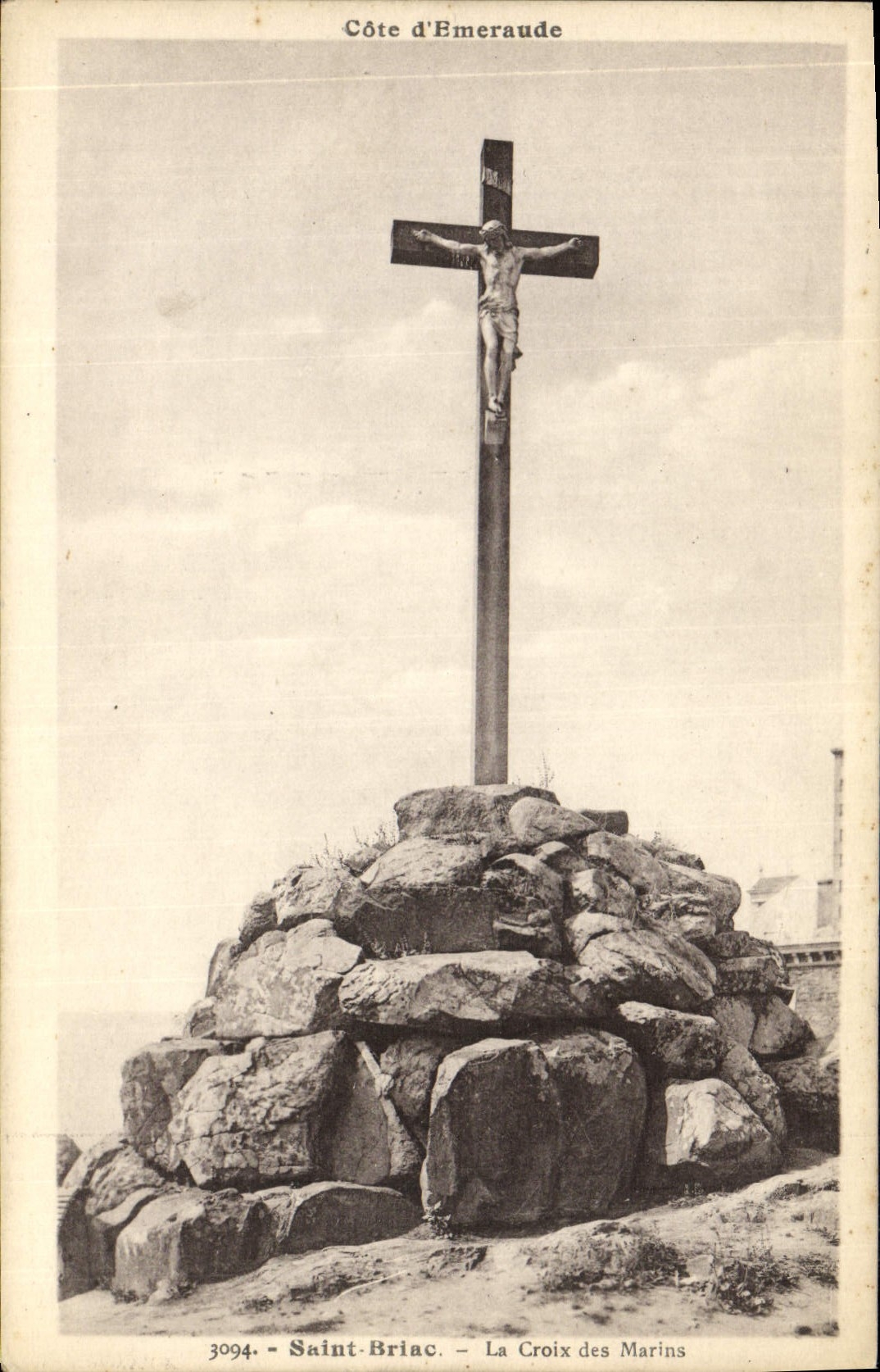 CPA Cote d'Emeraude Saint Briac La Croix Des Marins