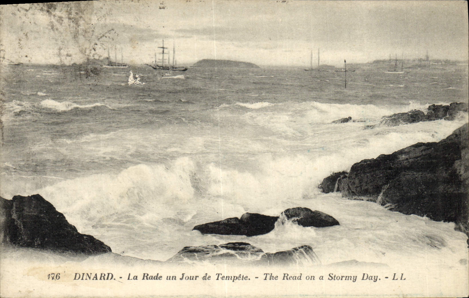 VINTAGE POSTCARD Dinard Roads One Day Of Storm