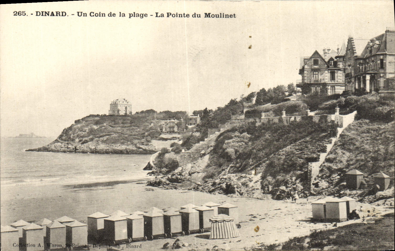 CPA Dinard Un Coin De La Plage La Pointe Du Moulinet
